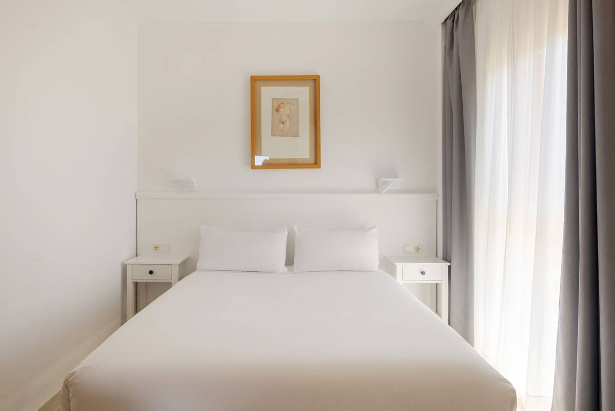 Double room Aparthotel ILUNION  Sancti Petri Cádiz
